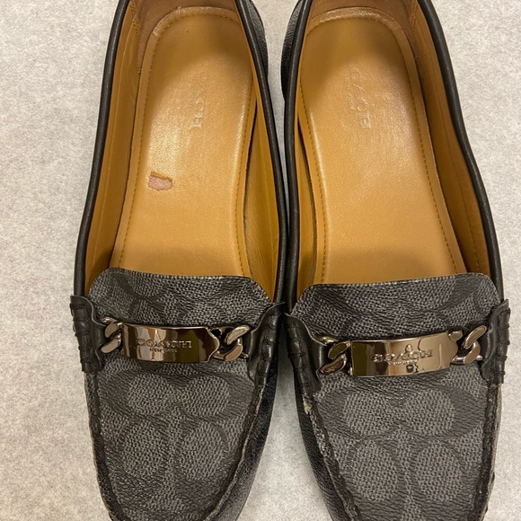 NIB Coach Olive Loafers signature embosses - Picture 8 of 8